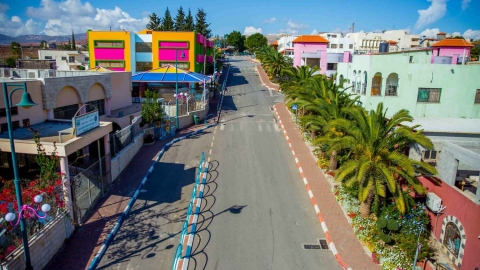 Entrance Street_1.jpg