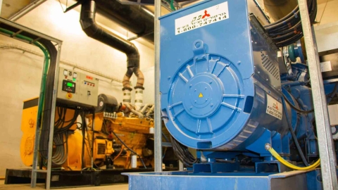 electric generators_.jpg