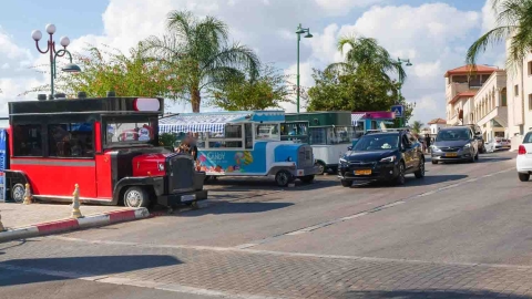 Food Trucks edited_-4.jpg